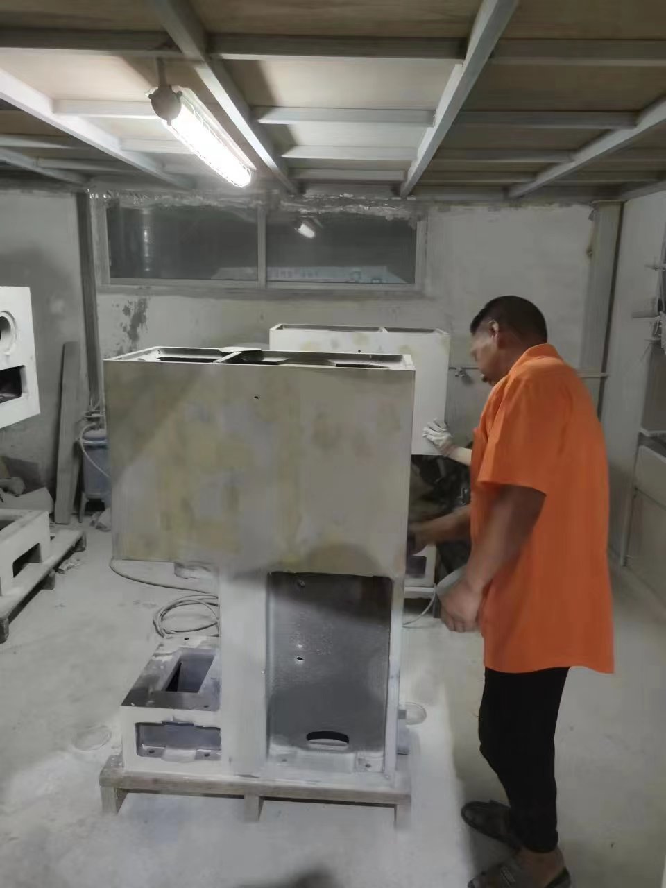 Painting Department of Servo Chong Factory Company(图2)