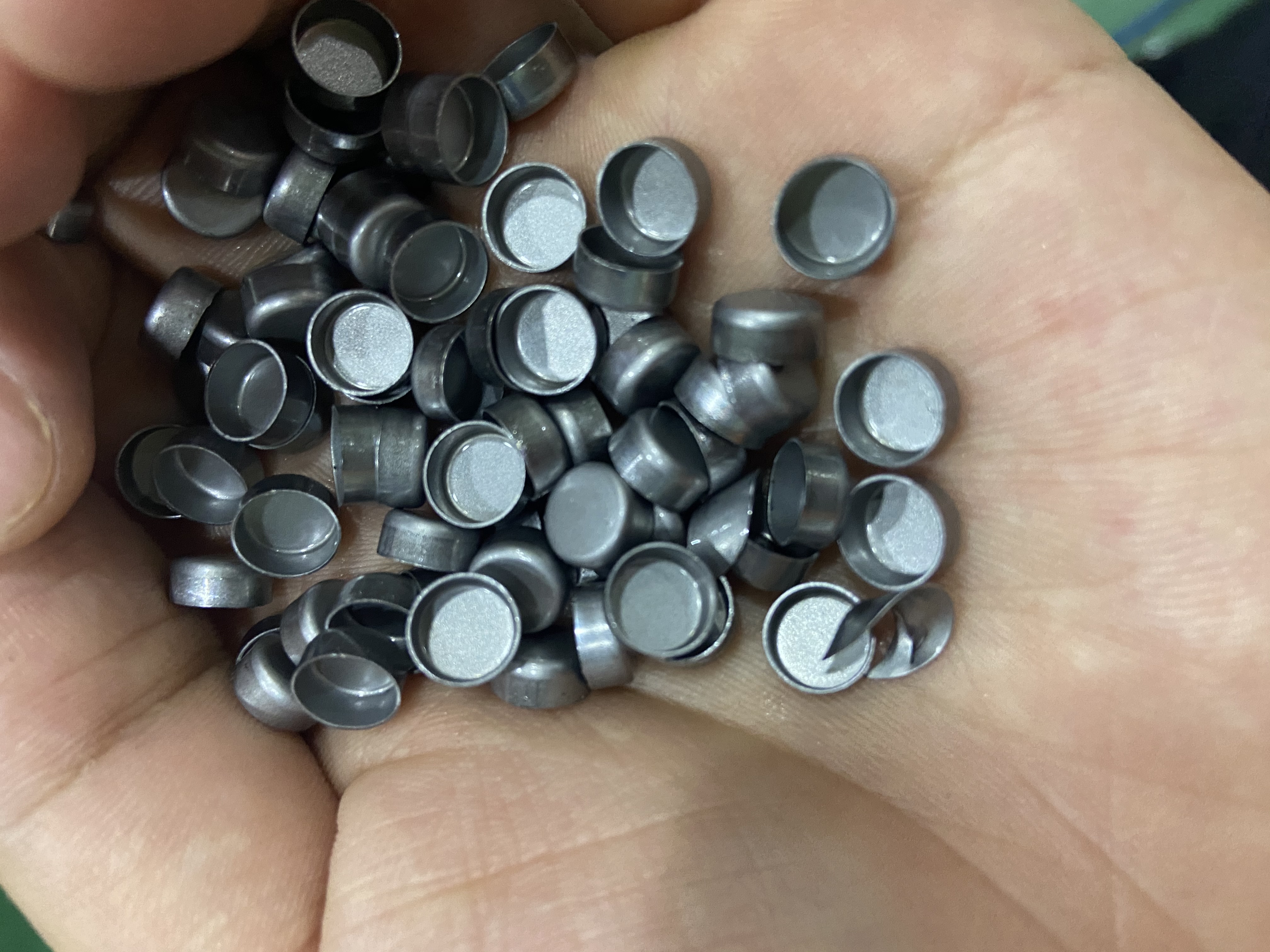 Aluminum shell precision stretching stam